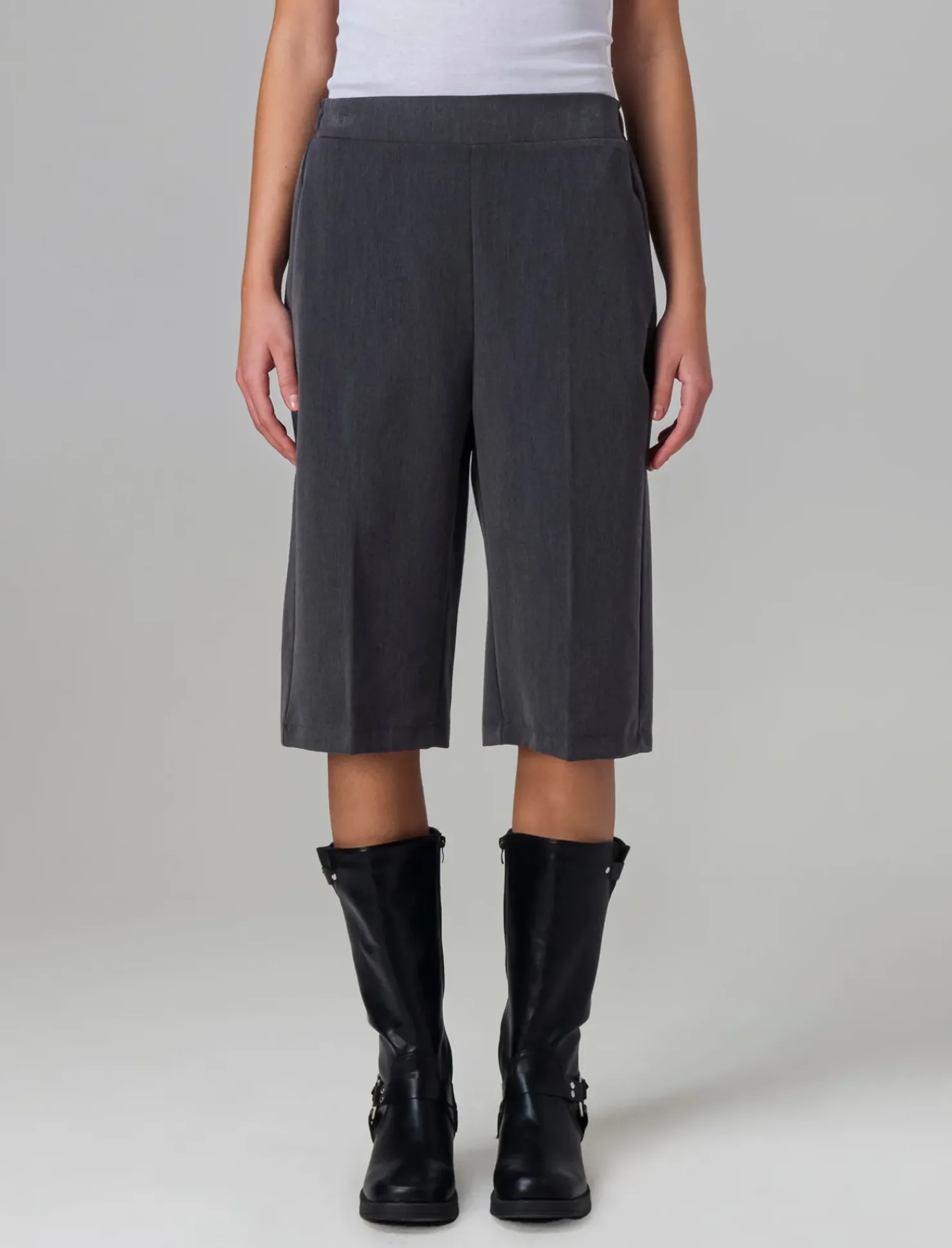 Piazza Italia Bermuda con elastico in vita vestibilità regular - Grigio Flash Sale