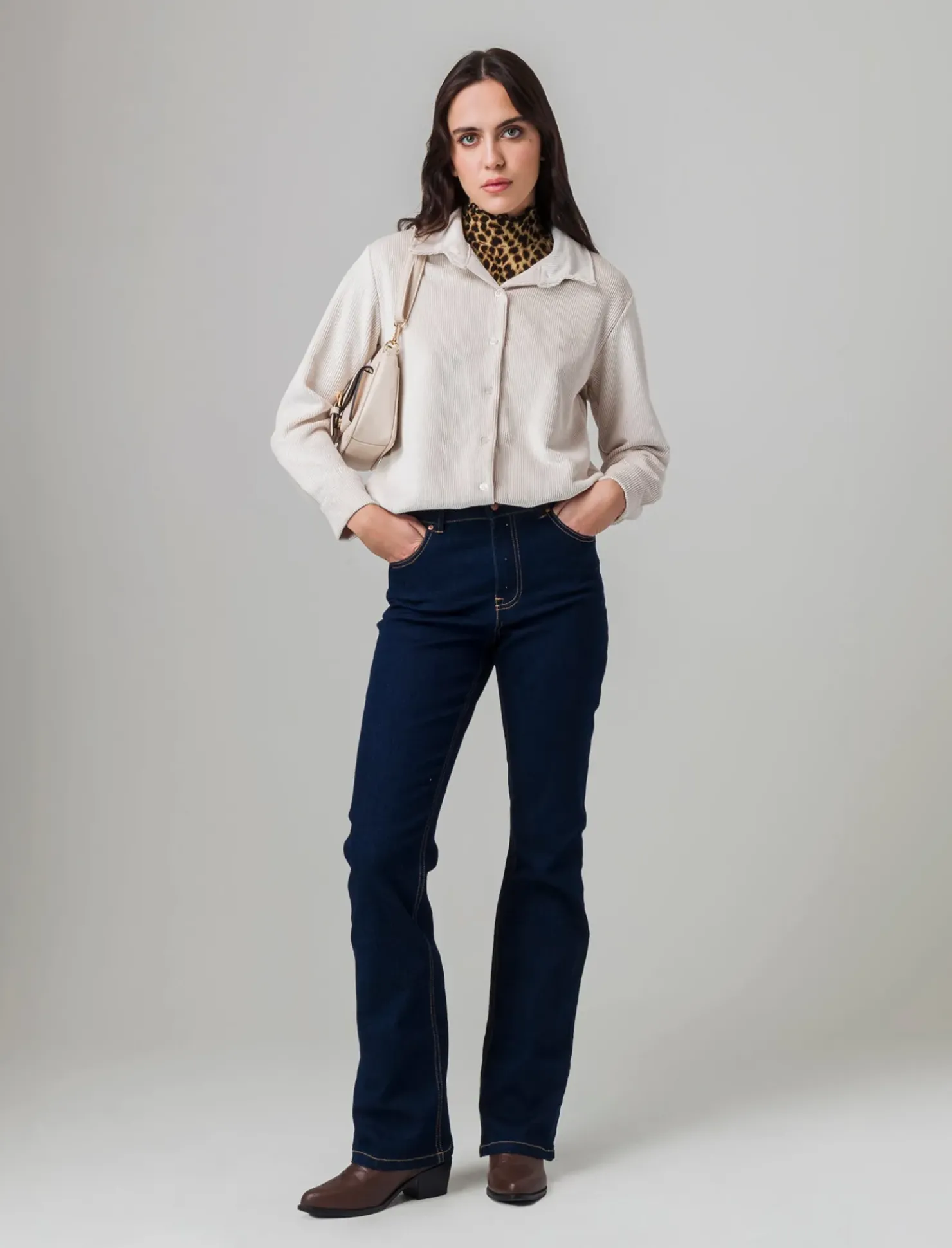 Piazza Italia Camicia mnica lunga a coste con tessuto effetto velluto - panna Bianco Outlet