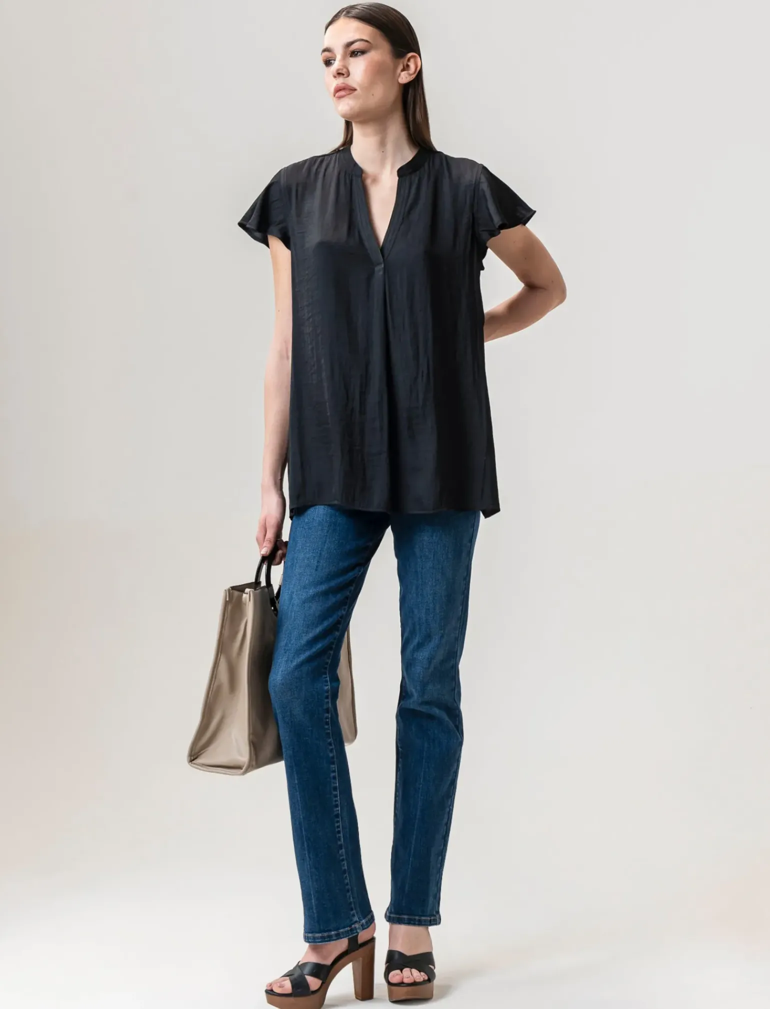 Donna Piazza Italia Camicie E Casacche<Casacca in tessuto fluido, apertura scollo a V e maniche volant -