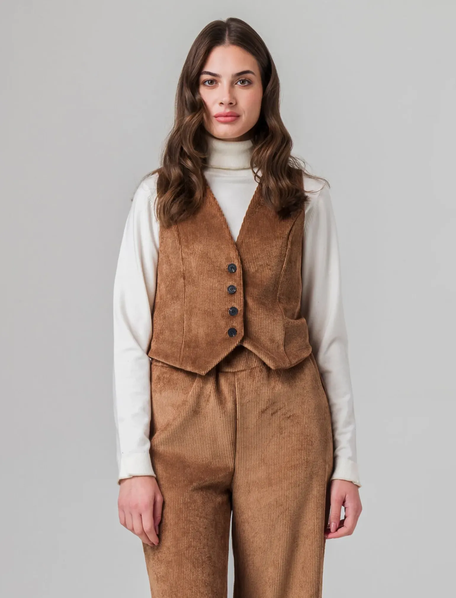 Donna Piazza Italia Giacche E Blazer<Gilet a coste in tessuto effetto velluto con bottoni - tabacco