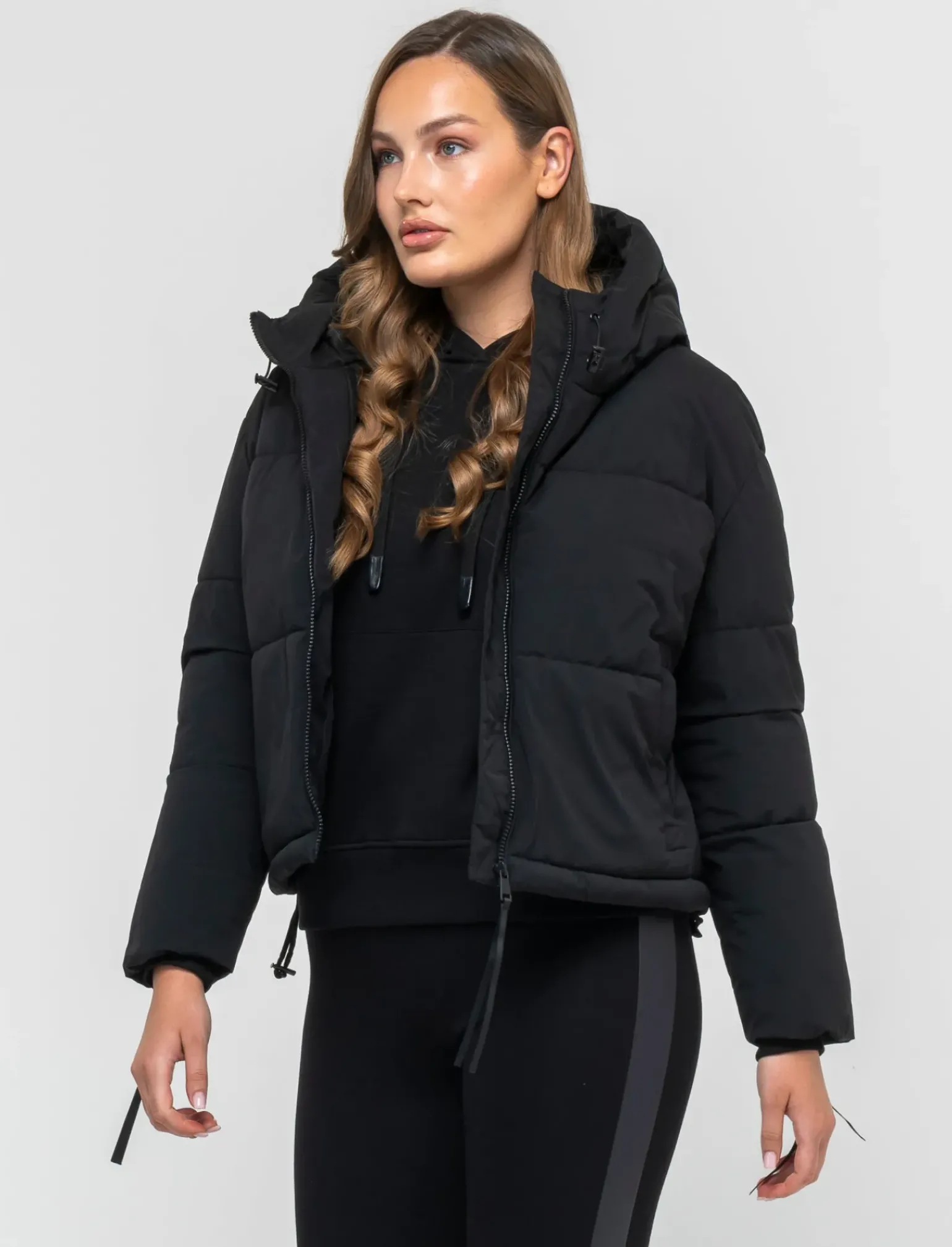 Donna Piazza Italia Donna|Giubbini E Cappotti<Giubbotto imbottito con cappuccio e chiusura con zip e coulisse -