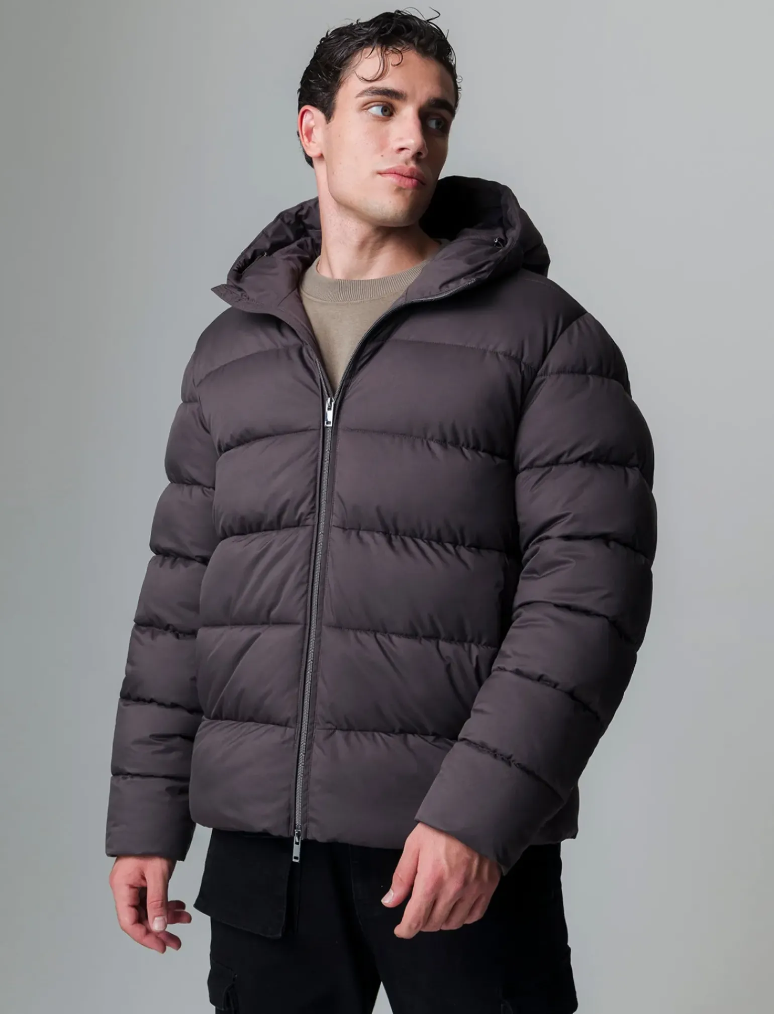 Uomo Piazza Italia Uomo|Giubbini E Cappotti<Giubbotto imbottito in tessuto tecnico a collo alto con cappuccio - Moro