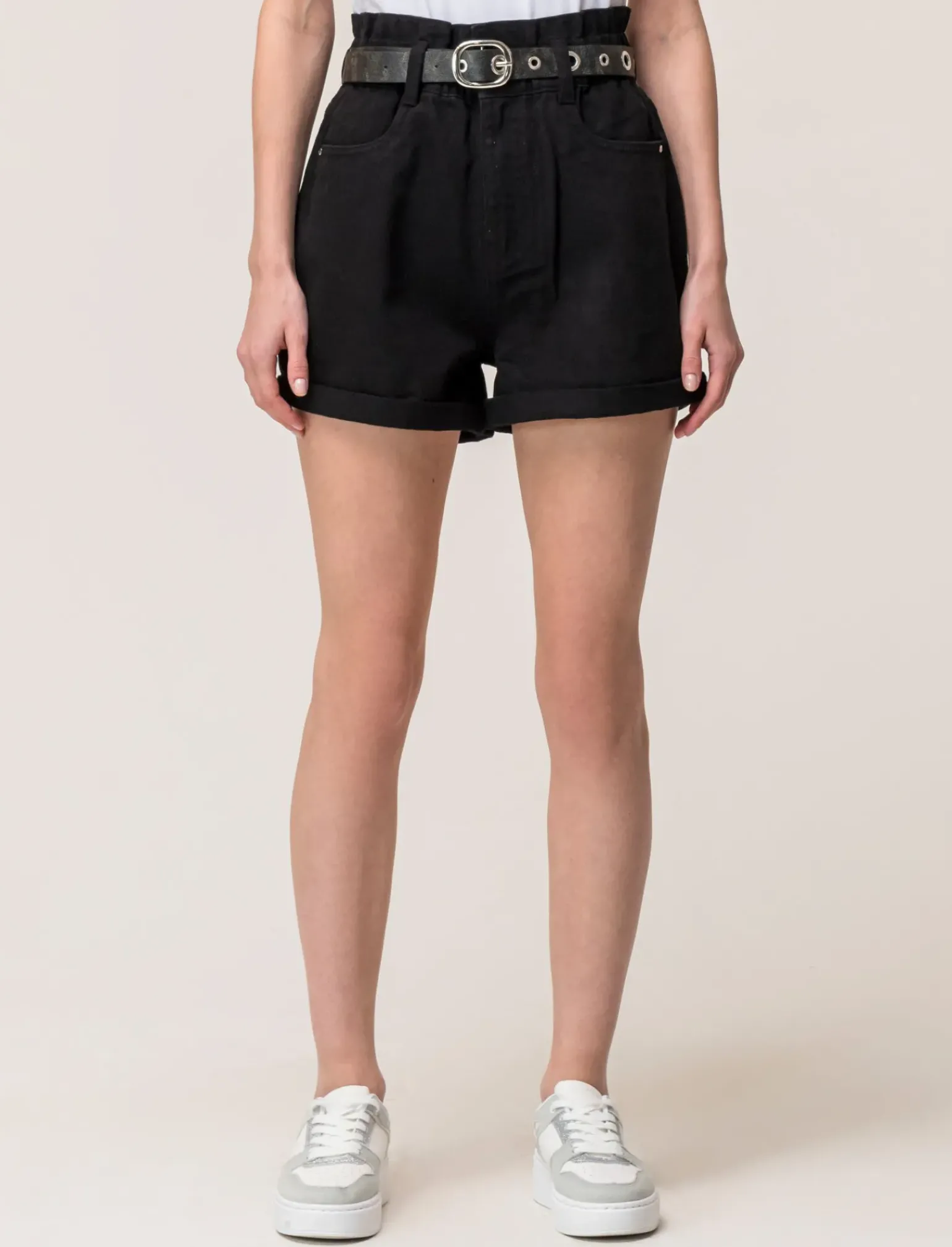 Donna Piazza Italia Shorts<Short in tessuto vestibilità paper bag con cintura e orlo riscoltato -