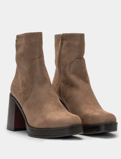 Donna Piazza Italia Donna|Tronchetti<Tronchetto in microfibra con punta quadrata e tacco effetto legno - tortora