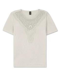 Piazza Italia T-shirt mezza manica vestibilità regular con applicazione macramè su scollo - latte Bianco Discount